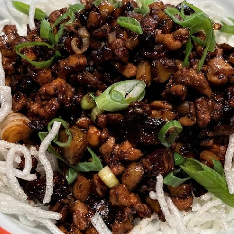 Delicious Lettuce Wraps Await